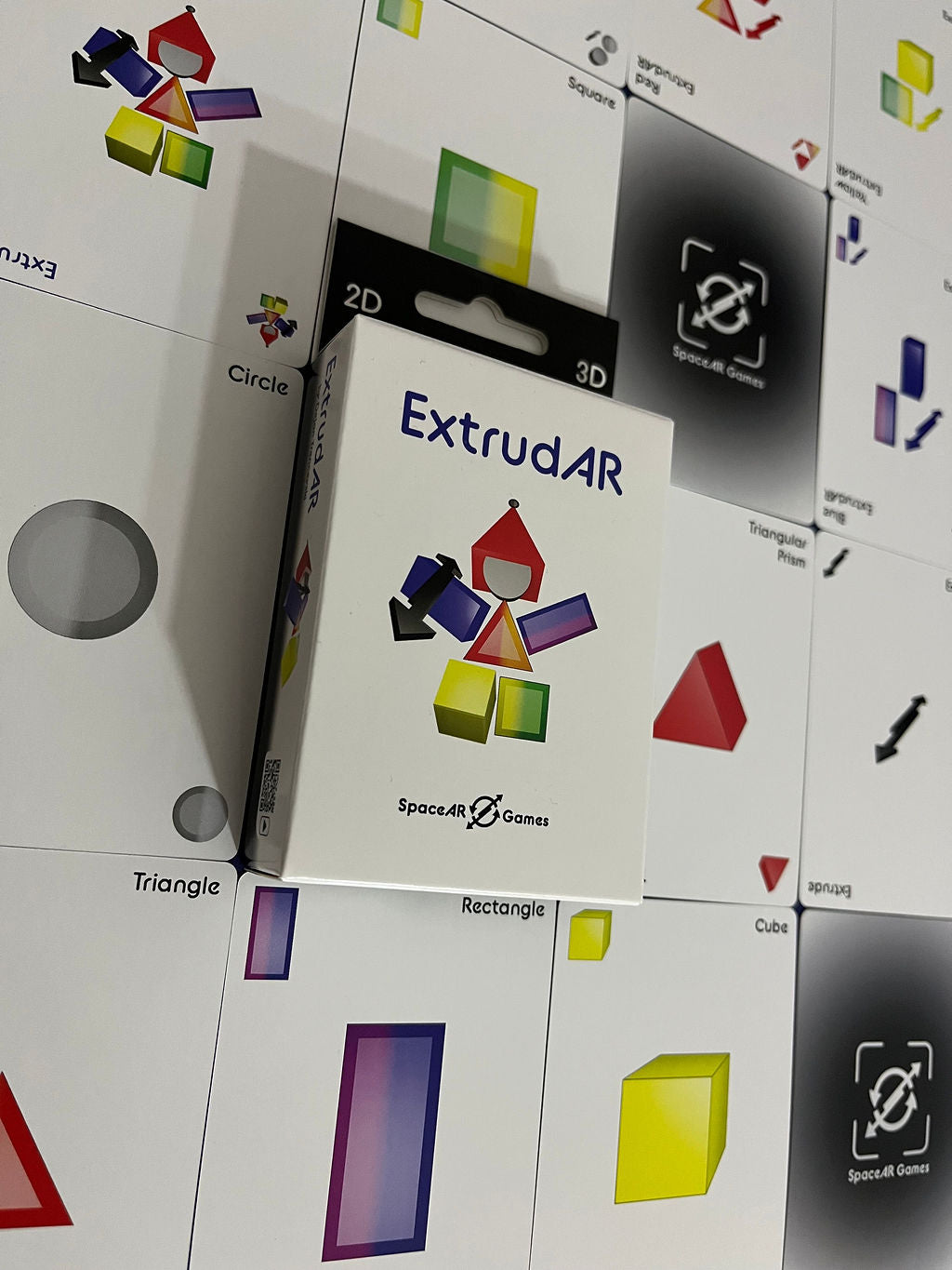 ExtrudAR card game
